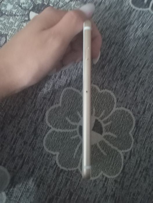 iPhone 6s 64GB на запчасти золотой