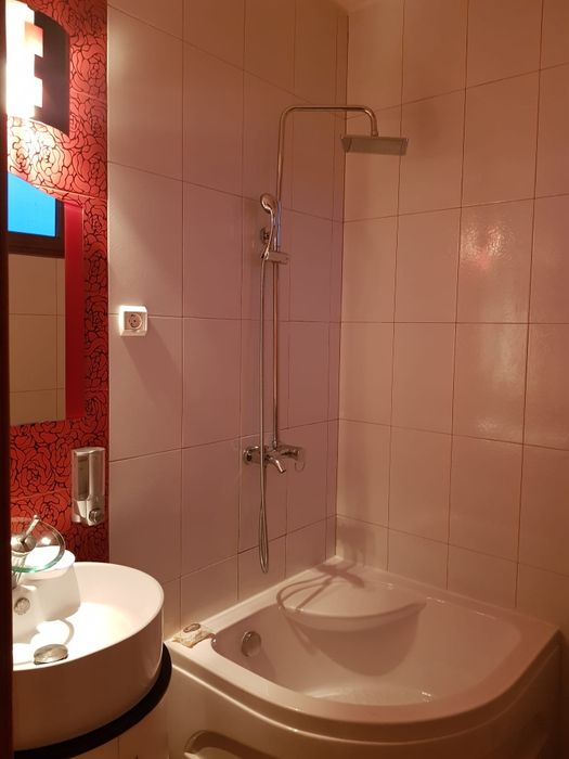 Cazare Constanta - apartament cu 3 camere - regim hotelier, cazare la mare / litoral - capacitate 8 - 10 persoane