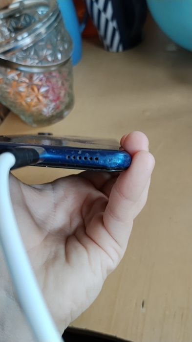 Продаю Samsung A10S
