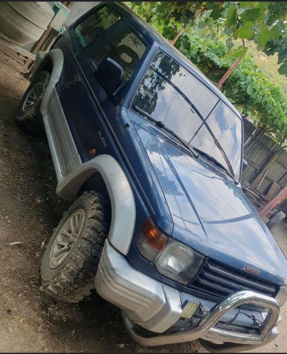 Mitsubishi Pajero Mk2