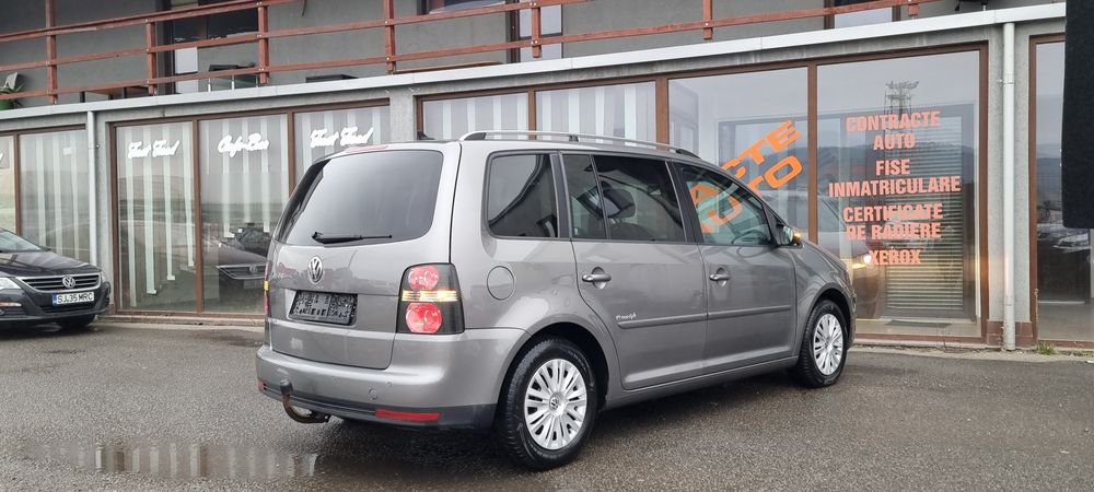 Volkswagen Touran 2010 Facelift 2.0 TDI Bmm un Ax Came model FREESTYLE