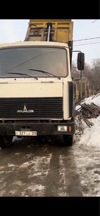 Самосвал МАЗ