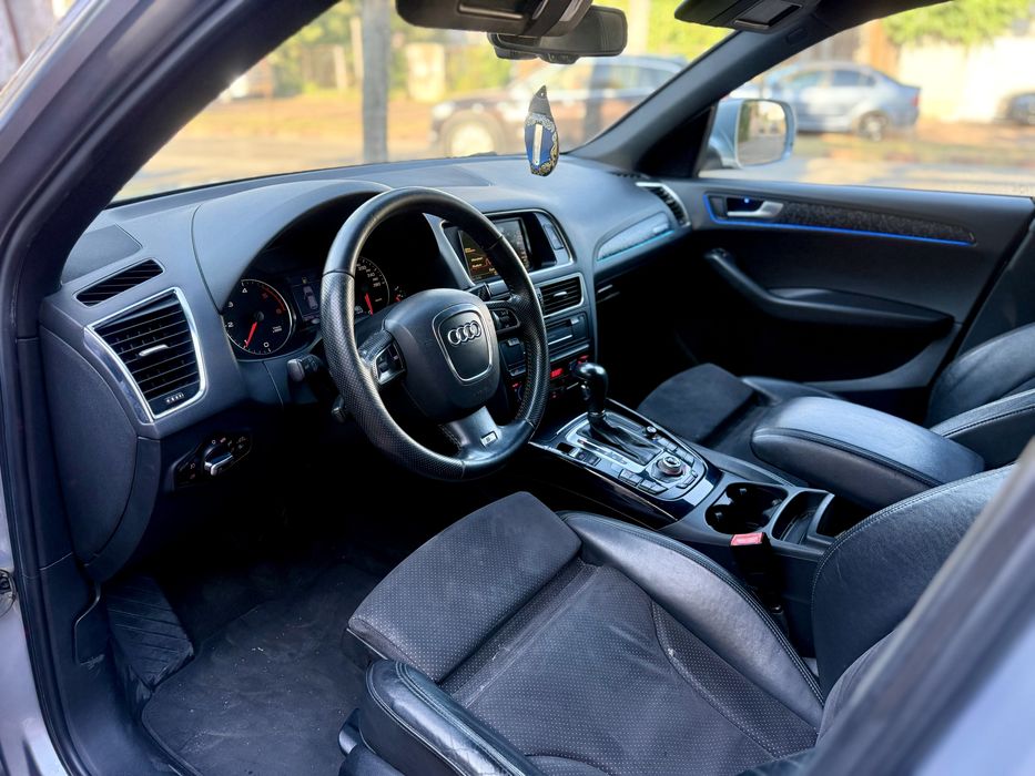 • Audi Q5 2.0 Diesel 170 cp / 3 x S-Line / Automat • Rate / Garantie •