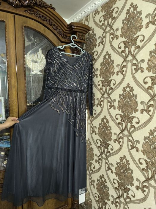 Вечерний платьее