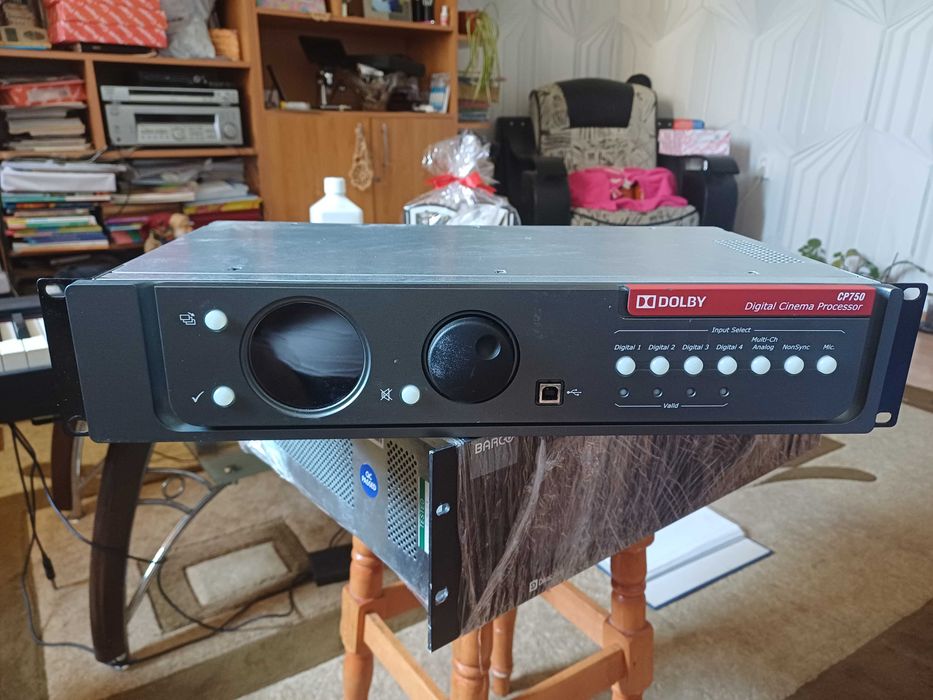 Procesor  cinema   audio CP 750  Pomana