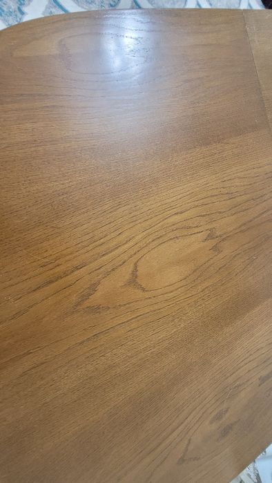 Стол дубовый передвижной