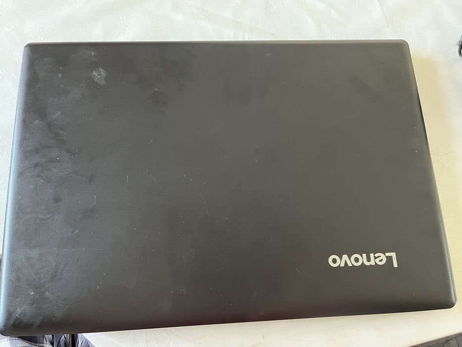 Продам ноутбук леново срочно
