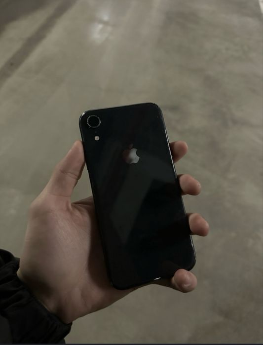 Продам айфон xr 128гб