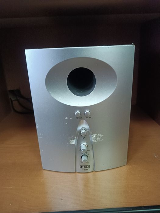 Продам буфер с колонками Intex