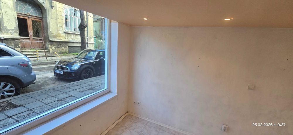 Давам магазин под наем Топ център