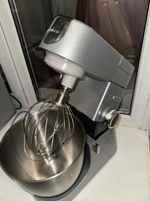 Планетарный миксер Kenwood Chef XL