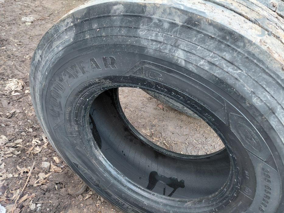 Продам шины б/у Goodyear