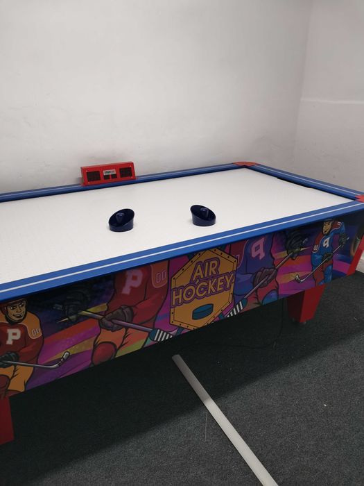 Въздушен хокей нов