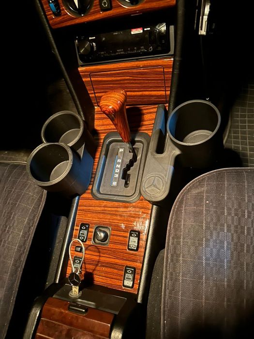 Подстаканник для mercedes 124