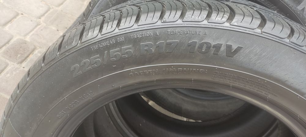 Балон Кумхо размер 17/4 шт 225*55