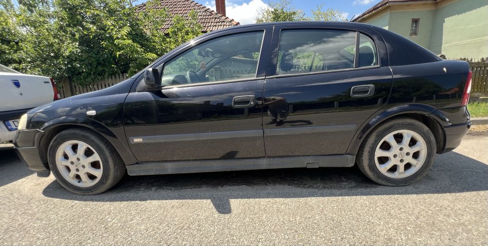 Vând Opel Asta G