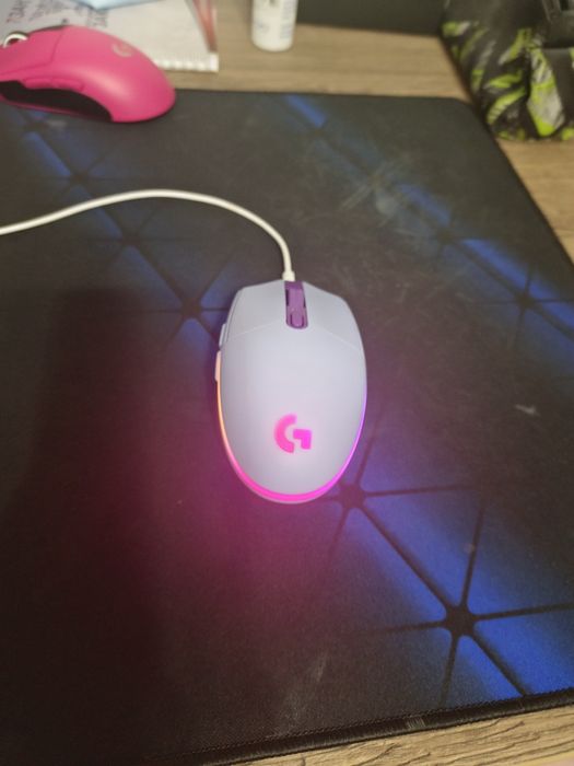 Продам мышку Logitech g102