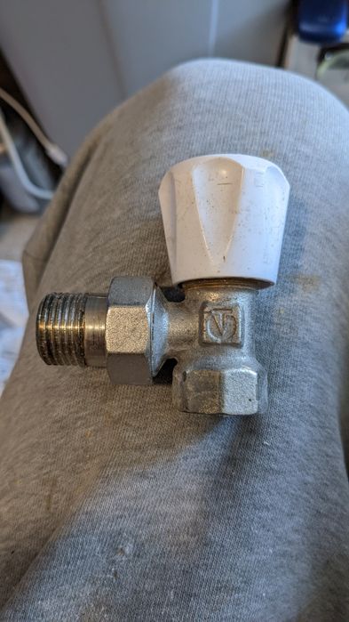 Клапан радиаторный  Valteс 1/2