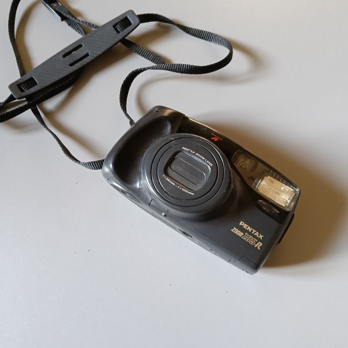 Pentax Zoom 105 R, Canon Prima Caption, Pentax Zoom90 WR, aparate 35mm