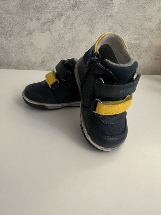 Детские  ботинки