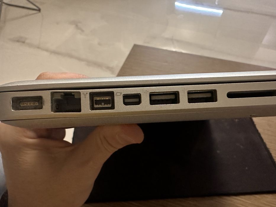 macbook pro 15 2009