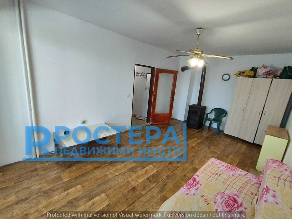 Продава се Двустаен апартамент в Търговище, Запад 2 - 63 кв.м за 1174 €/кв.м - Снимка #1