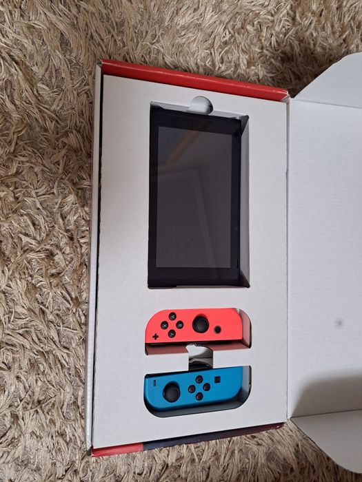 Nintendo  Switch ново
