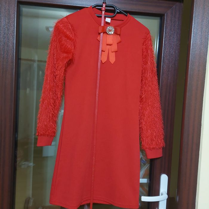 Rochie rosie eleganta ocazii  fetita 10 -12 ani marimea 152