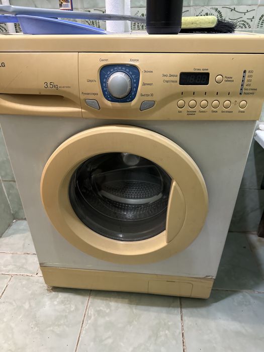 Продам машинку на запчасти
