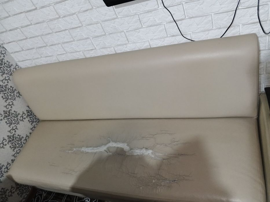 mebel divan holati yaxshi