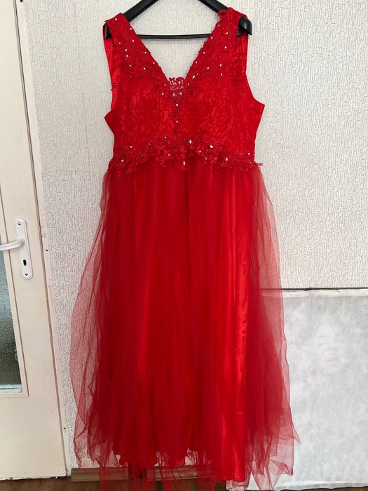 Червена официална рокля XXXL (50) – като нова, обличана 1 път