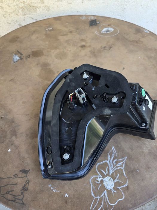 LYNK & CO 01 десен стоп