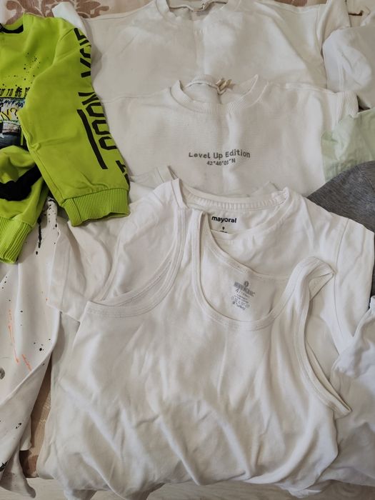 Продам кофточки, футболки