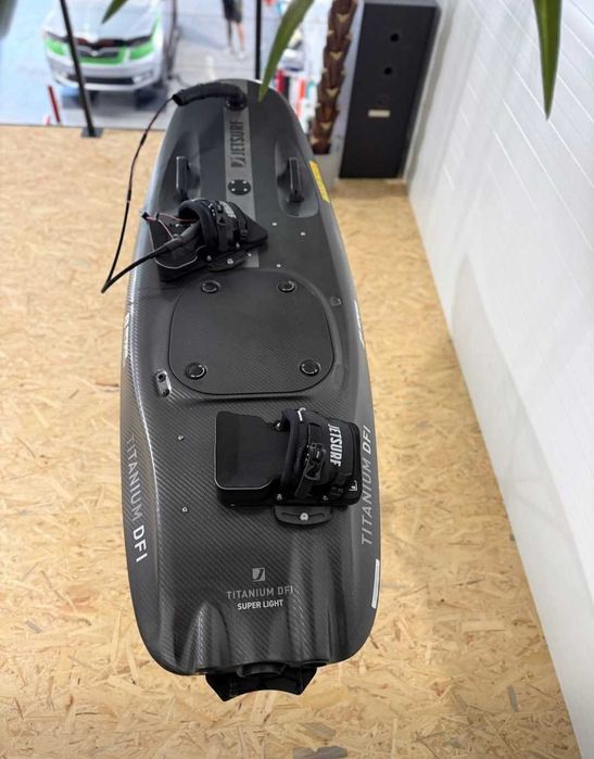 Jetsurf Titanium 2025 Отрично състояние