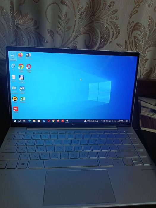 HP noutbuk  480$