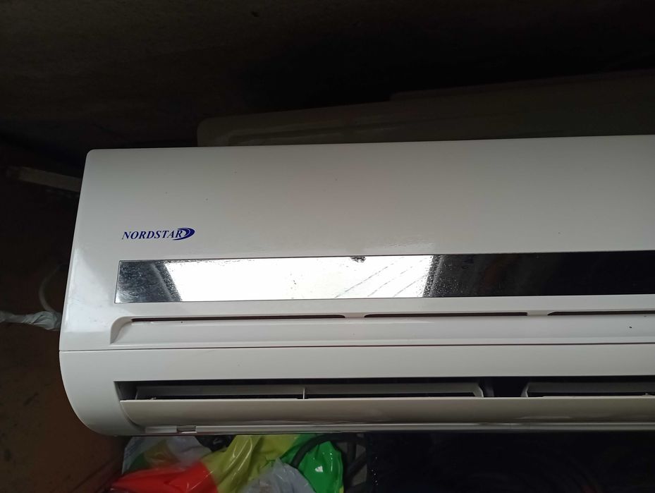 Продавам климатик NORDSTAR-12 000 BTU използван.