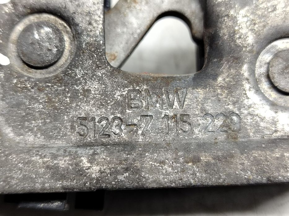 Broasca capota 51237115229 BMW Seria 3 E90 [2004 - 2010]