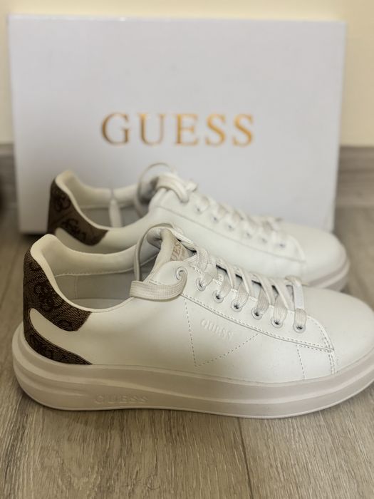 Оригинални маратонки Guess