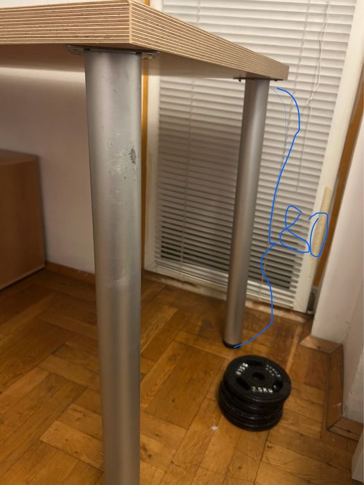 Работна маса син цвят