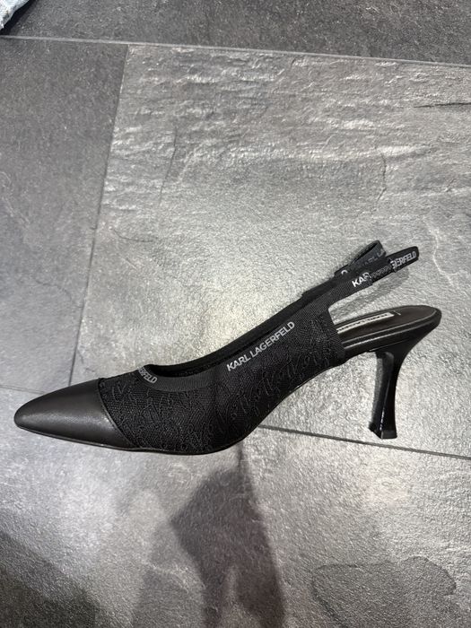 Karl Lagerfeld токчета