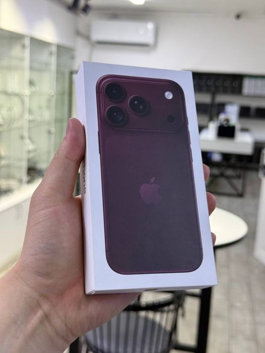 iPhone 18 Pro / nano-Sim /EAC 10586