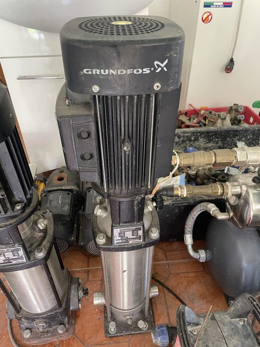 Pompe grundfos de apa