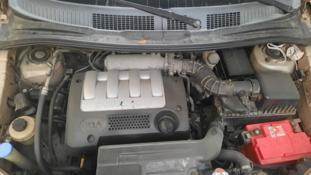 KIA CARENS автомат