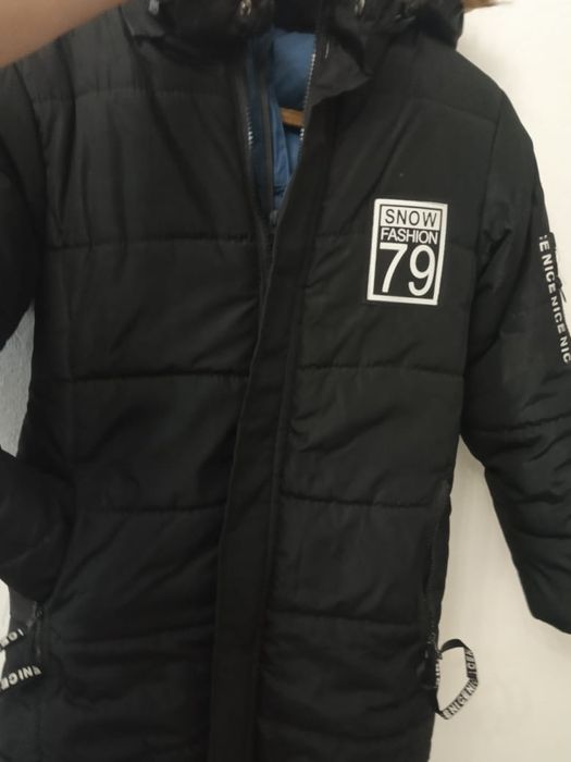 Продам куртки на мальчика