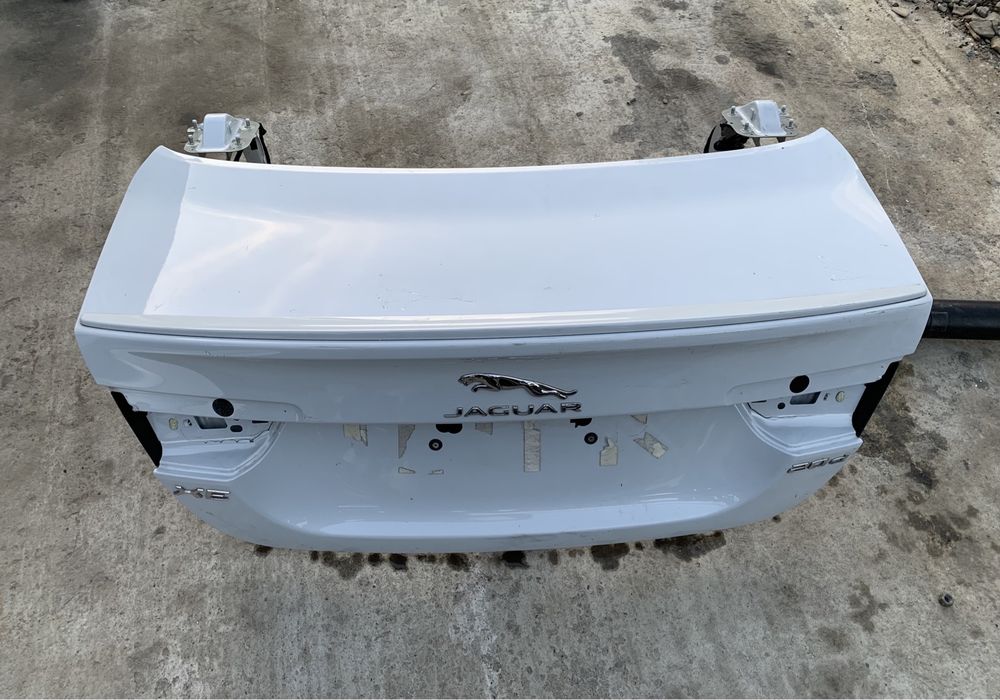 Haion / Portbagaj Jaguar XE 2016-2021