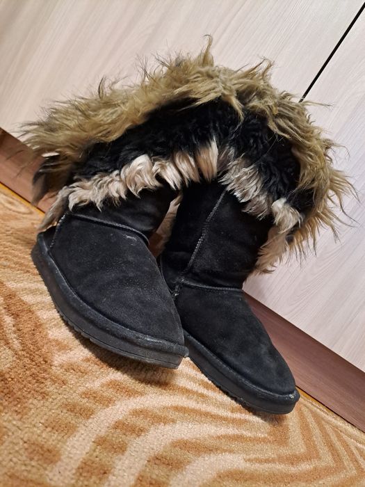 Продам Угги в Петропавловск