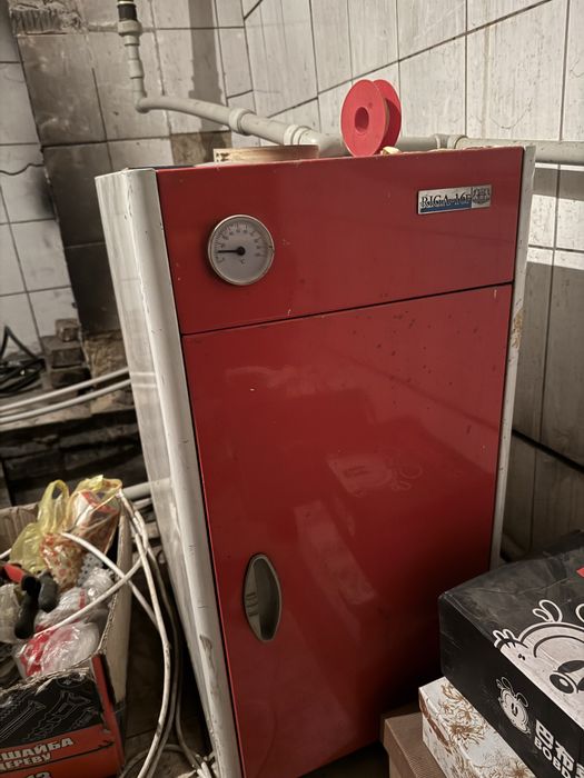 Печ. Работает наполный