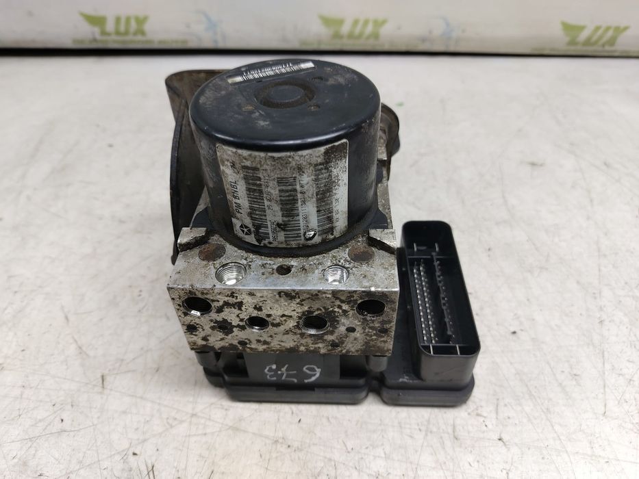 Pompa ABS P05105823ac Dodge Caliber 1 generation (2006 - 2012)