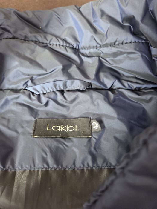 Продам куртку весна осень