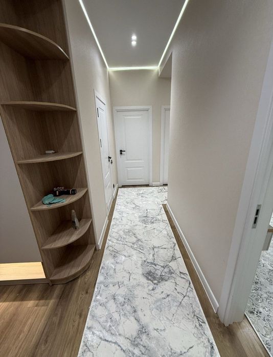 Lattiko tomonda 3 xonalik uy sotiladi